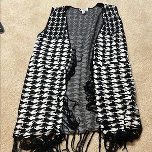 Attitudes by Renee Black and White Houndstooth Fringe Sweater Vest
